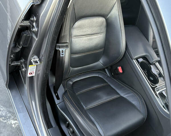 Ягуар XE 2016 у Києві на Automoto.ua Сірий Ягуар XE, об'ємом двигуна 2 л та пробігом 136 тис. км за 16600 $, фото 29 на Automoto.ua