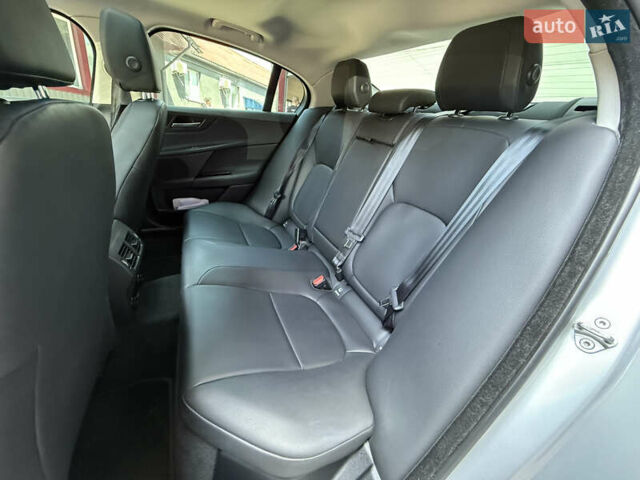 Сірий Ягуар XE, об'ємом двигуна 3 л та пробігом 82 тис. км за 20000 $, фото 56 на Automoto.ua