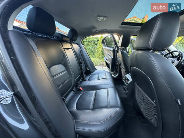 Серый Ягуар XE, объемом двигателя 3 л и пробегом 110 тыс. км за 15500 $, фото 30 на Automoto.ua