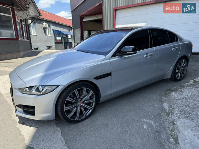 Сірий Ягуар XE, об'ємом двигуна 3 л та пробігом 82 тис. км за 20000 $, фото 40 на Automoto.ua