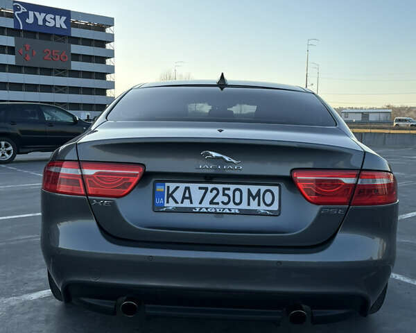 Ягуар XE 2016 у Києві на Automoto.ua Сірий Ягуар XE, об'ємом двигуна 2 л та пробігом 136 тис. км за 16600 $, фото 4 на Automoto.ua