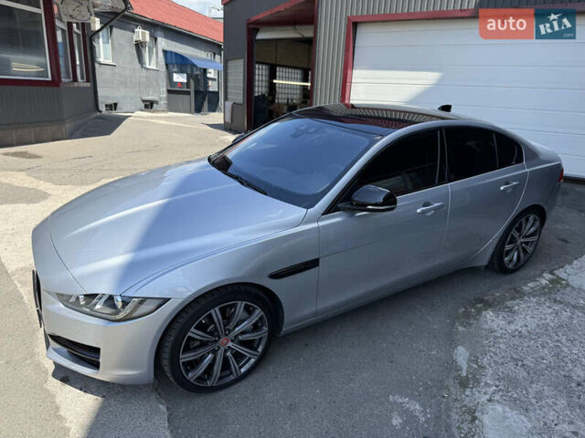 Сірий Ягуар XE, об'ємом двигуна 3 л та пробігом 82 тис. км за 20000 $, фото 41 на Automoto.ua