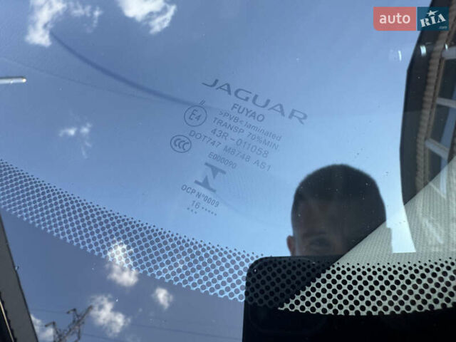 Сірий Ягуар XE, об'ємом двигуна 3 л та пробігом 82 тис. км за 20000 $, фото 47 на Automoto.ua