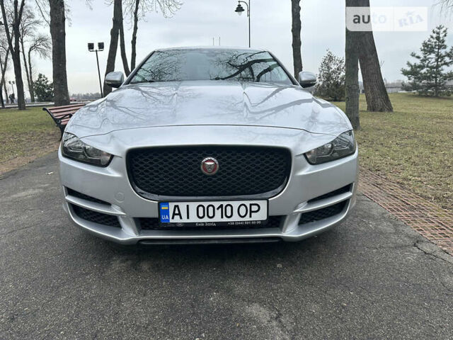 Серый Ягуар XE, объемом двигателя 2 л и пробегом 118 тыс. км за 16900 $, фото 4 на Automoto.ua