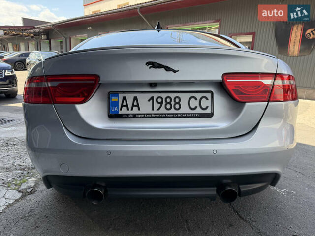 Сірий Ягуар XE, об'ємом двигуна 3 л та пробігом 82 тис. км за 20000 $, фото 26 на Automoto.ua