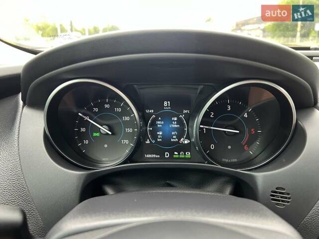 Серый Ягуар XE, объемом двигателя 2 л и пробегом 147 тыс. км за 13500 $, фото 14 на Automoto.ua