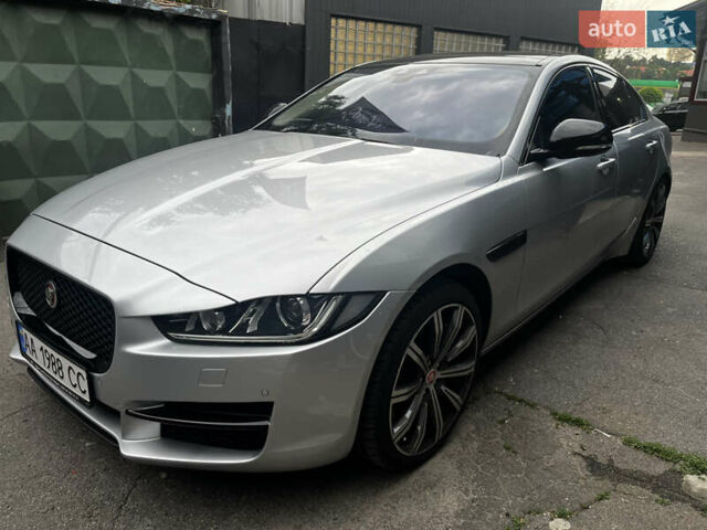 Сірий Ягуар XE, об'ємом двигуна 3 л та пробігом 82 тис. км за 20000 $, фото 42 на Automoto.ua