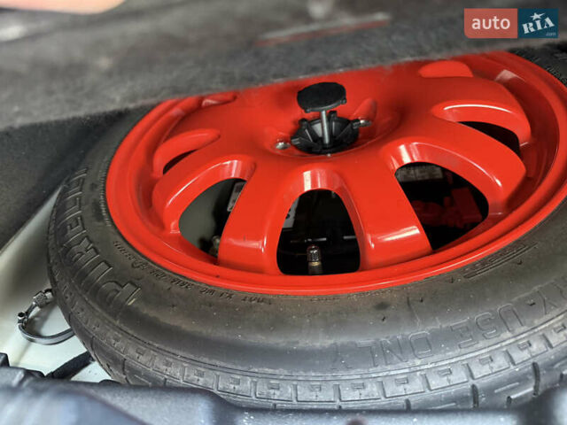 Сірий Ягуар XE, об'ємом двигуна 3 л та пробігом 82 тис. км за 20000 $, фото 81 на Automoto.ua