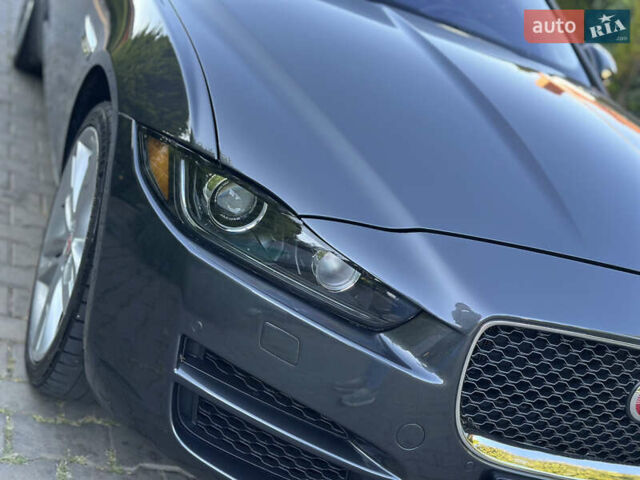 Серый Ягуар XE, объемом двигателя 3 л и пробегом 110 тыс. км за 15500 $, фото 15 на Automoto.ua