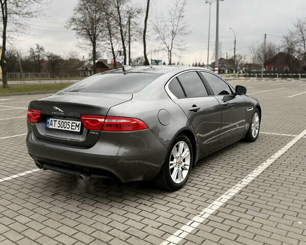 Серый Ягуар XE, объемом двигателя 2 л и пробегом 89 тыс. км за 13800 $, фото 15 на Automoto.ua