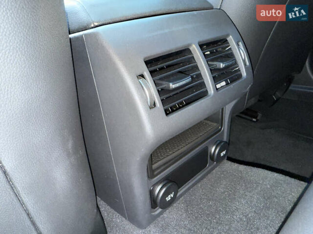 Сірий Ягуар XE, об'ємом двигуна 3 л та пробігом 82 тис. км за 20000 $, фото 59 на Automoto.ua