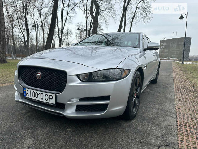 Сірий Ягуар XE, об'ємом двигуна 2 л та пробігом 118 тис. км за 16900 $, фото 2 на Automoto.ua