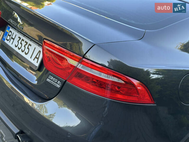 Серый Ягуар XE, объемом двигателя 3 л и пробегом 110 тыс. км за 15500 $, фото 19 на Automoto.ua