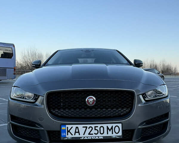 Ягуар XE 2016 у Києві на Automoto.ua Сірий Ягуар XE, об'ємом двигуна 2 л та пробігом 136 тис. км за 16600 $, фото 10 на Automoto.ua