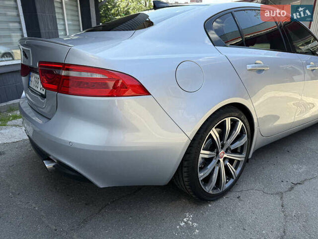 Сірий Ягуар XE, об'ємом двигуна 3 л та пробігом 82 тис. км за 20000 $, фото 25 на Automoto.ua