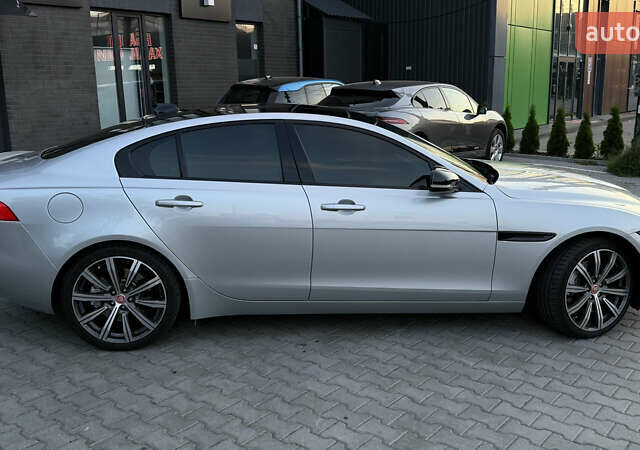 Сірий Ягуар XE, об'ємом двигуна 3 л та пробігом 82 тис. км за 20000 $, фото 14 на Automoto.ua