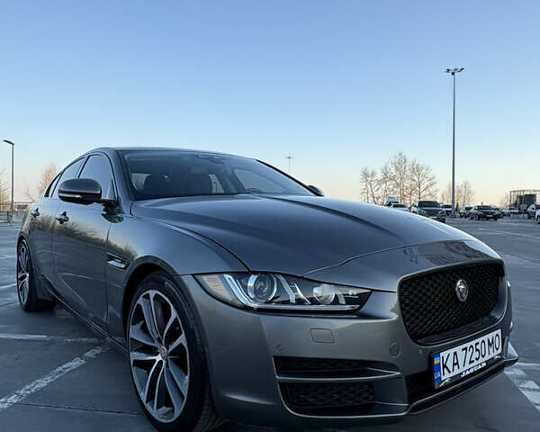 Ягуар XE 2016 у Києві на Automoto.ua Сірий Ягуар XE, об'ємом двигуна 2 л та пробігом 136 тис. км за 16600 $, фото 8 на Automoto.ua