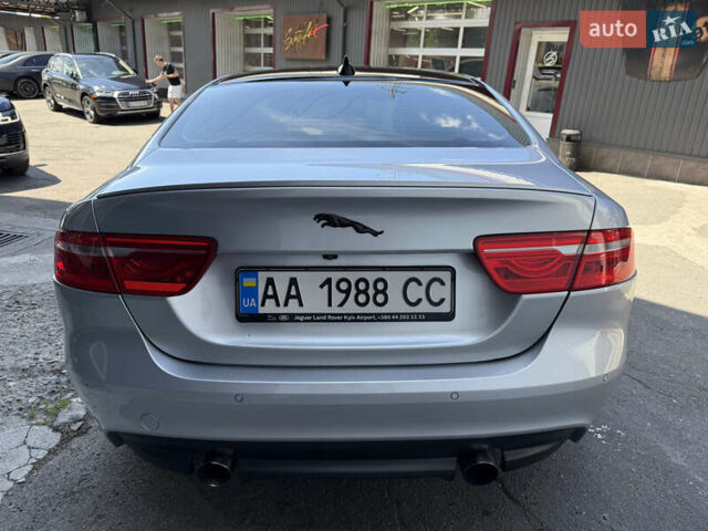 Сірий Ягуар XE, об'ємом двигуна 3 л та пробігом 82 тис. км за 20000 $, фото 27 на Automoto.ua