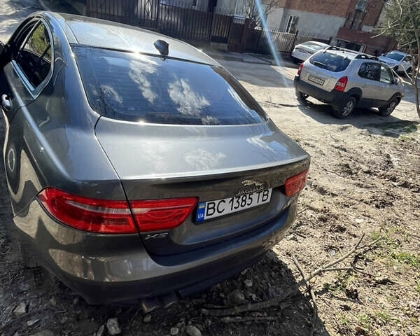 Сірий Ягуар XE, об'ємом двигуна 2 л та пробігом 66 тис. км за 23000 $, фото 3 на Automoto.ua