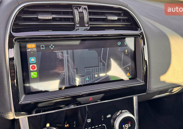 Серый Ягуар XE, объемом двигателя 2 л и пробегом 93 тыс. км за 19999 $, фото 21 на Automoto.ua
