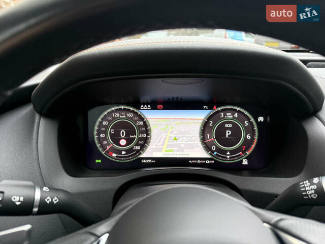 Сірий Ягуар XE, об'ємом двигуна 2 л та пробігом 42 тис. км за 29999 $, фото 9 на Automoto.ua