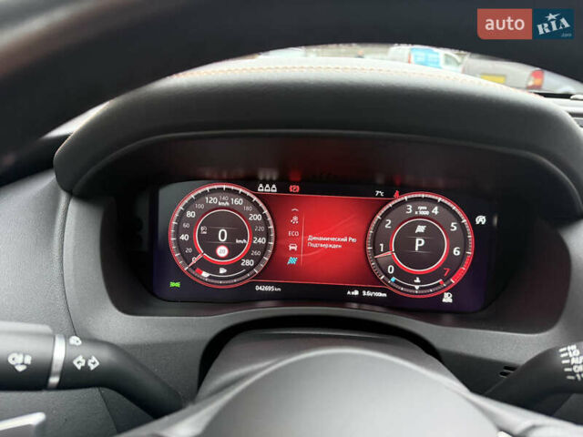 Сірий Ягуар XE, об'ємом двигуна 2 л та пробігом 42 тис. км за 29999 $, фото 10 на Automoto.ua