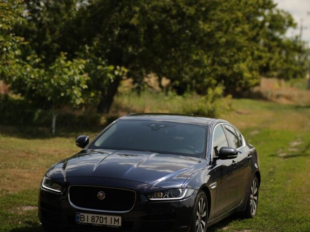 Синий Ягуар XE, объемом двигателя 2 л и пробегом 158 тыс. км за 17000 $, фото 5 на Automoto.ua
