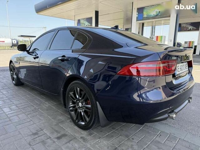 Синий Ягуар XE, объемом двигателя 2 л и пробегом 54 тыс. км за 14999 $, фото 15 на Automoto.ua