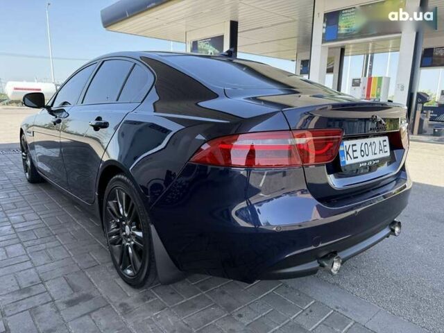 Синий Ягуар XE, объемом двигателя 2 л и пробегом 54 тыс. км за 14999 $, фото 14 на Automoto.ua