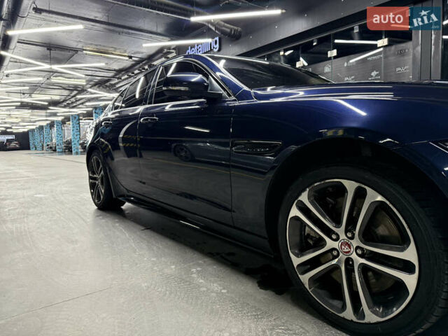 Ягуар XE 2016 у Києві на Automoto.ua Синій Ягуар XE, об'ємом двигуна 3 л та пробігом 75 тис. км за 19000 $, фото 3 на Automoto.ua