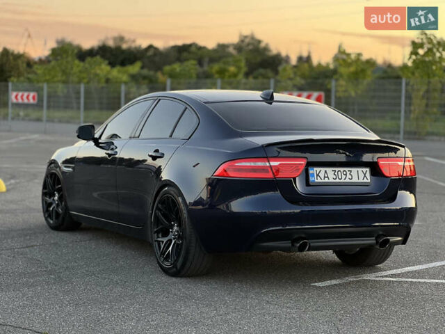 Синий Ягуар XE, объемом двигателя 3 л и пробегом 119 тыс. км за 15900 $, фото 4 на Automoto.ua