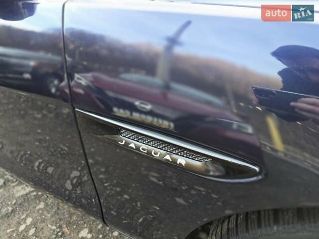 Синий Ягуар XE, объемом двигателя 2 л и пробегом 101 тыс. км за 13500 $, фото 29 на Automoto.ua