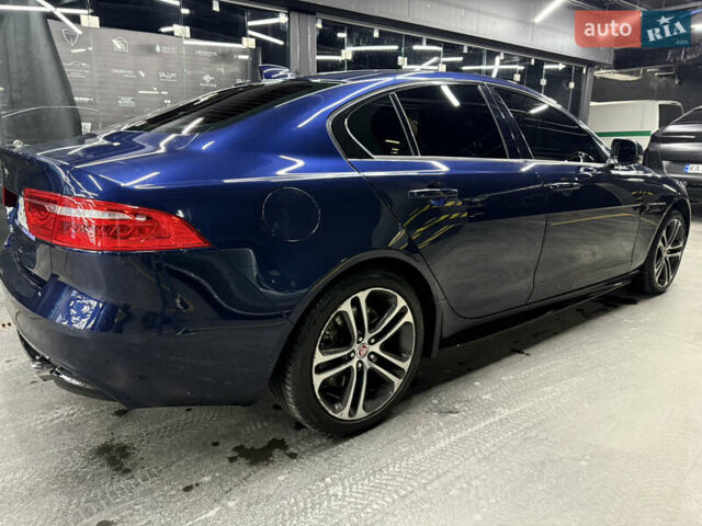 Ягуар XE 2016 у Києві на Automoto.ua Синій Ягуар XE, об'ємом двигуна 3 л та пробігом 75 тис. км за 19000 $, фото 5 на Automoto.ua
