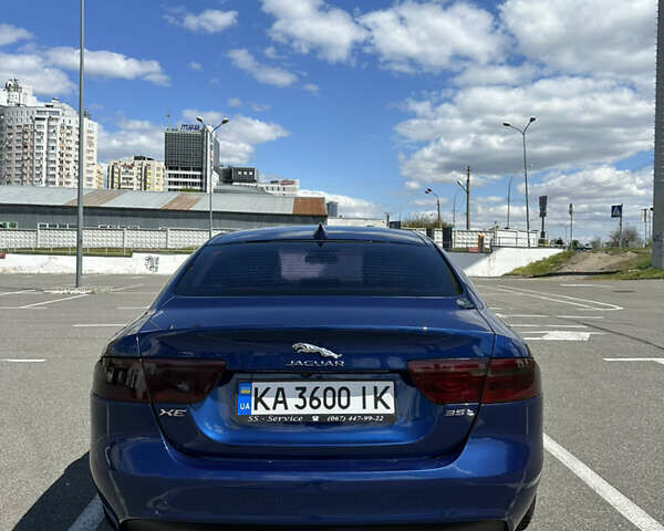 Синий Ягуар XE, объемом двигателя 3 л и пробегом 152 тыс. км за 14000 $, фото 6 на Automoto.ua