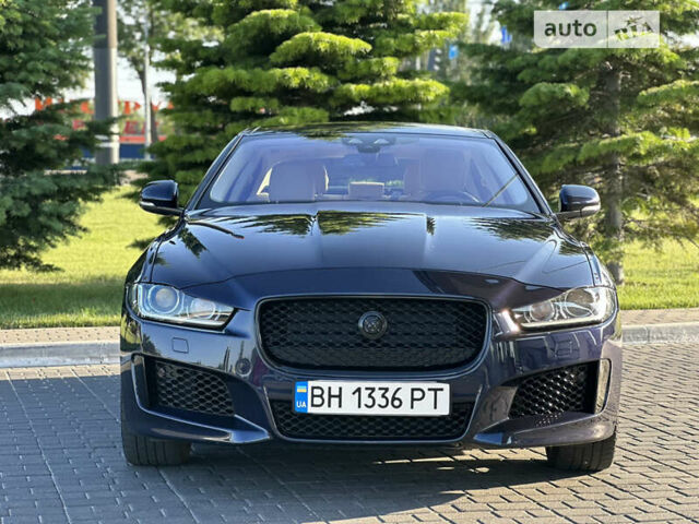 Синій Ягуар XE, об'ємом двигуна 3 л та пробігом 51 тис. км за 21500 $, фото 4 на Automoto.ua