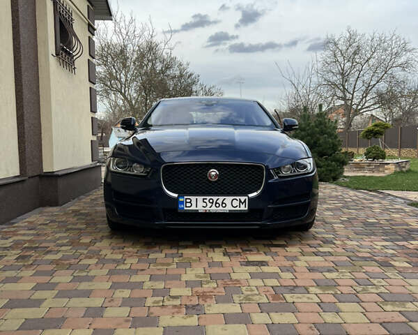 Синий Ягуар XE, объемом двигателя 2 л и пробегом 67 тыс. км за 18500 $, фото 27 на Automoto.ua