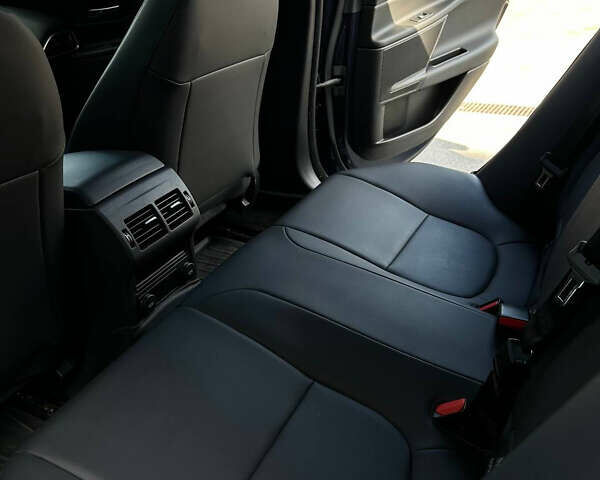 Синій Ягуар XE, об'ємом двигуна 2 л та пробігом 74 тис. км за 14800 $, фото 37 на Automoto.ua