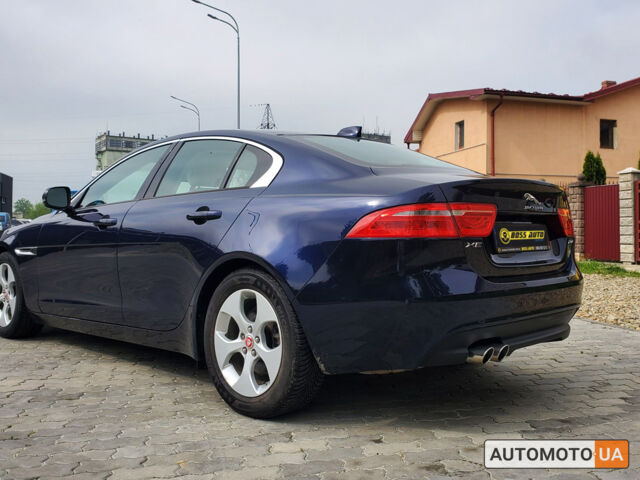 Синий Ягуар XE, объемом двигателя 2 л и пробегом 90 тыс. км за 16400 $, фото 4 на Automoto.ua