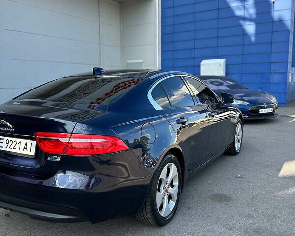 Синій Ягуар XE, об'ємом двигуна 2 л та пробігом 74 тис. км за 15900 $, фото 9 на Automoto.ua