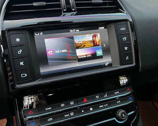 Синій Ягуар XE, об'ємом двигуна 2 л та пробігом 74 тис. км за 14800 $, фото 38 на Automoto.ua