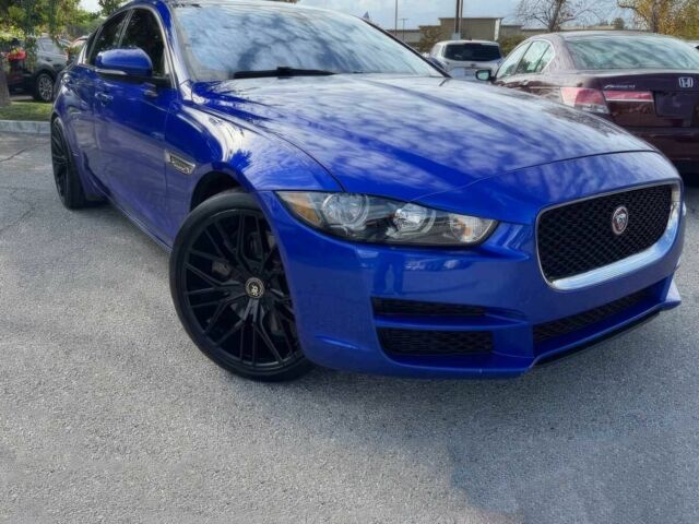 Ягуар XE 2017 в Львове на Automoto.ua Синий Ягуар XE, объемом двигателя 3 л и пробегом 60 тыс. км за 4400 $, фото 1 на Automoto.ua