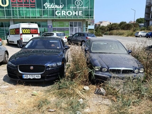 Синій Ягуар XE, об'ємом двигуна 2 л та пробігом 130 тис. км за 8954 $, фото 9 на Automoto.ua