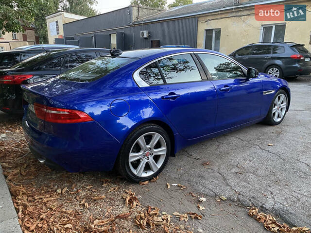 Синий Ягуар XE, объемом двигателя 2 л и пробегом 100 тыс. км за 15000 $, фото 12 на Automoto.ua