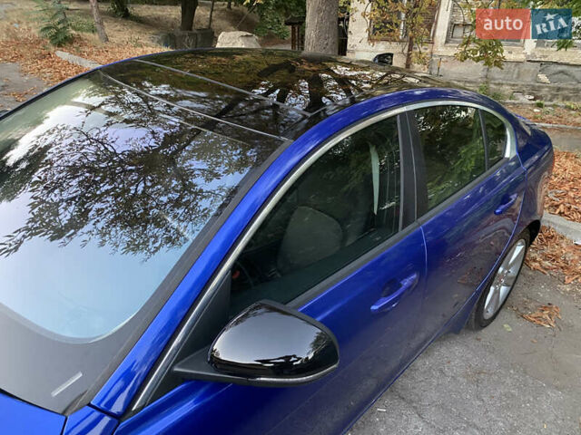 Синий Ягуар XE, объемом двигателя 2 л и пробегом 100 тыс. км за 15000 $, фото 20 на Automoto.ua