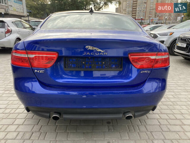 Синий Ягуар XE, объемом двигателя 2 л и пробегом 100 тыс. км за 15000 $, фото 3 на Automoto.ua