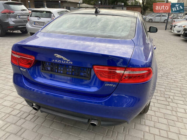 Синий Ягуар XE, объемом двигателя 2 л и пробегом 100 тыс. км за 15000 $, фото 9 на Automoto.ua