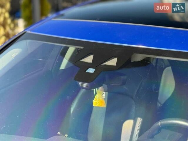 Синий Ягуар XE, объемом двигателя 2 л и пробегом 137 тыс. км за 14900 $, фото 5 на Automoto.ua