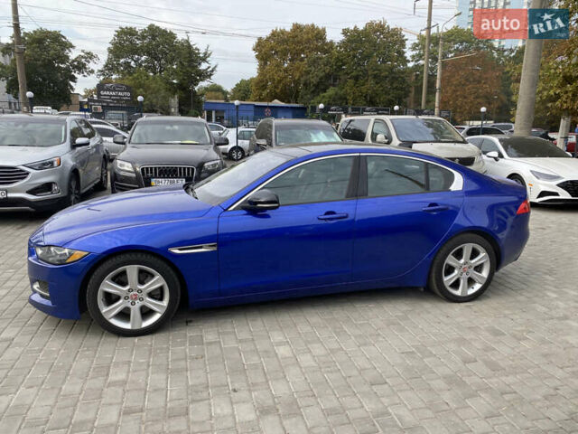 Синий Ягуар XE, объемом двигателя 2 л и пробегом 100 тыс. км за 15000 $, фото 2 на Automoto.ua