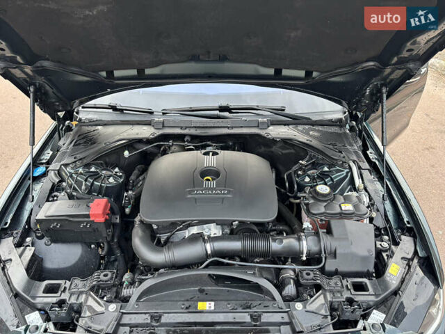 Ягуар XE 2016 у Борисполе на Automoto.ua Зелений Ягуар XE, об'ємом двигуна 2 л та пробігом 67 тис. км за 14800 $, фото 8 на Automoto.ua