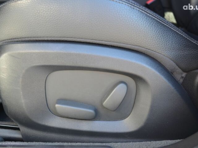 Белый Ягуар ХФ, объемом двигателя 0 л и пробегом 135 тыс. км за 14999 $, фото 17 на Automoto.ua